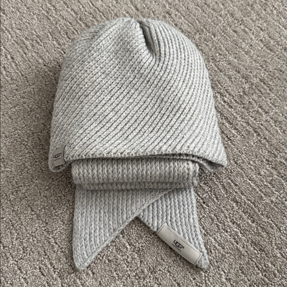 UGG Australia Scarf And Beanie Winter Set